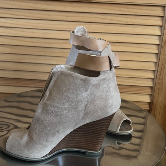 Zigi Soho Tan Suede Wedge Sandals - Picture 2 of 3